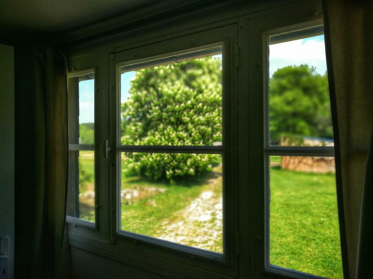 Gite D'Aigues Vives Cere-la-Ronde Exterior foto